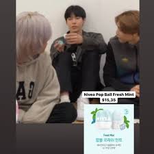 Walaupun punya banyak rasa saat dipakai di bibir, lip balm bukan suatu hal yang layak untuk dikonsumsi. 8 Produk Skincare Yang Dipakai Nct Cocok Untuk Bibir Kering Hingga Kulit Berjerawat