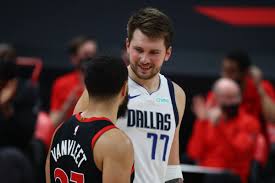 Dallas g delon wright played in toronto as a visitor for the first time. R5dzucphb6vskm