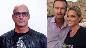 Nel 2020 assisteremo al secondo matrimonio della conduttrice dopo quello con il calciatore, durato dal 1998 al 2005. Stefano Bettarini Attacca Gero Carraro Una Persona Dovrebbe Voler Bene Ai Figli Non Suoi Un Lutto Per Tutti Noi Brevenews Com