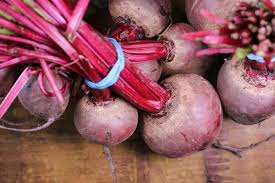 Frasi ed esempi di traduzione: 5 Khasiat Buah Bit Si Merah Dari Kelas Umbi Umbian
