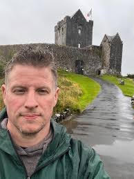 People Everywhere in Hartford, CT Photos by @jackieleeyoung