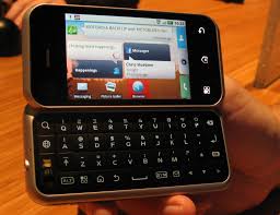 CES: Motorola Backflip, Android ...