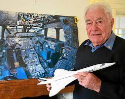 Concorde est un avion à part, seul représentant de son espèce. Concorde Claude Delorme Ancien Pilote Supersonique Letelegramme Le T