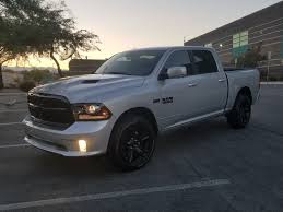2017 Dodge Ram 1500 Night Edition V8 Hemi 4x4 Dodge Ram Cars Trucks Ram Trucks