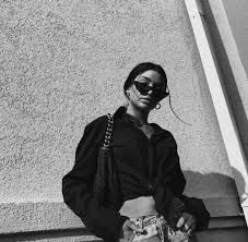 Aesthetic Black And White Instagram Pictures Pinterest Ana Cartolano Instagram Anacartolano Black And White Aesthetic Kelsey Simone Black N White