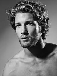 The curls get twisted and packed together to give. Hairstyles For Medium Curly Hair Male Folade