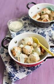 Recette De Boulettes De Poulet Citron Coriandre Et Sauce Legere A La Menthe Recettes Faciles Recette Pas Cher Recettes Rapides Par Stella Cuisine Recette Boulette De Poulet Recettes De