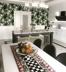 Bu Muhtesem Evde Ihtisam Ve Kalite Her Detayda Ev Gezmesi Evler Mutfak Beyaz Mutfaklar