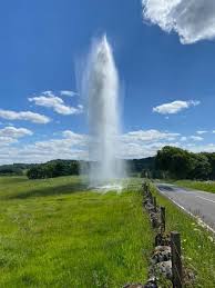 It is the transparent fluid whose chemical formula everybody knows: Giant Water Fountain Erupts From Burst Main Bbc News