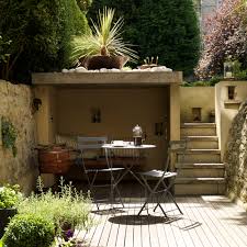 Small modern courtyard garden ideas. 46 Small Garden Ideas Decor Design And Planting Tips For Tiny Outdoor Spaces