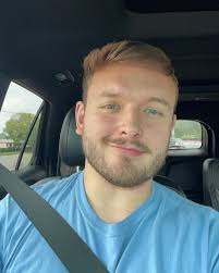 Jake McBroom (@itsjakemcbroom) • Instagram photos and videos