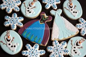 Frozen Cookies The Royal Icing Queen Anna And Elsa S Dress Olaf And Snowflakes Frozen Cookies Princess Cookies Sugar Cookies Decorated