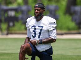 Chicago Bears place DB Dallis Flowers on IR after physical practice — but 2 others escape serious injury