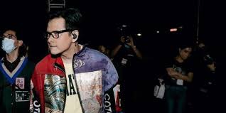 Tubagus armand maulana (lahir di bandung, 4 april 1971; Dikira Meninggal Armand Maulana Ceritakan Pengalamannya Yang Pingsan Saat Sholat Diadona Id