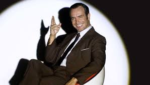 D'autres distributeurs ont repoussé ces. Oss 117 Alerte Rouge En Afrique Noire Gaumont Precise La Date De Sortie Du Film