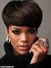 Pin By Brenda Crist On Gurl Who Does Your Hair Rihanna Short Hair Rihanna Haircut Short Hair Styles