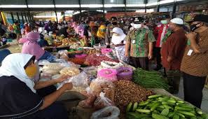 Cek harga sapi peranakan ongole (po) pasar gombong kebumen. Rapid Test Zonasi Di Pasar Sempor Selokerto Karanganyar Gombong Rowokele Pedagang Kaget Kebumen Tanggap Covid 19