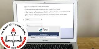 Lgs sonuçları açıklandıktan sonra öğrencilerin en çok araştırdığı konuların başında tercihler gelmektedir. Meslek Lisesi Taban Puanlari Yuzdelik Dilim Lgs Tercih Robotu 2020