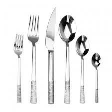 5 yıldız üzerinden 1,0 1. Karaca Wavy 72 Parca 12 Kisilik Catal Kasik Bicak Seti Kutulu Karaca