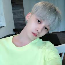 Pin By Bri On Celebrities Kpop Idols Baby Face Celebrities Face