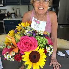 Beyond / hello offers a wide selection of recreational and medical cannabis for veterans and new users, with cannabis dispensaries in 4 states. Kutchey S Flowers In Key West 10 Photos 16 Reviews Florists 1223 White St Key West Fl Phone Number Yelp