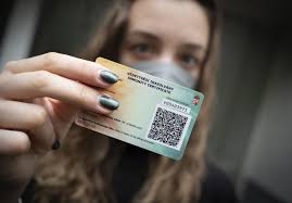 .kiállított védettségi igazolvány valódiságának és érvényességének lekérdezésére pár egyszerű app annie追踪上百万个关键词，这样您就可以为您的应用获取更多的下载量，并且了解您的竞争对手. Hungary Reopens For People Holding Covid 19 Immunity Cards