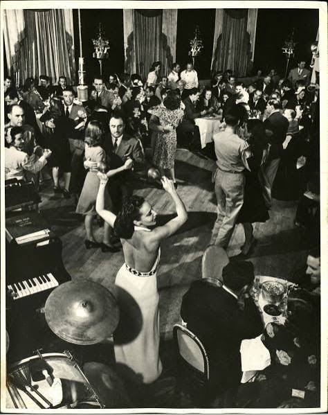 Vintage NYC Photography: The Swanky Stork Club Where Hemingway, the  Vanderbilts and the Kennedys Hobnobbed - Untapped New York