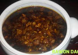 Hidangan berkuah hitam ini gak weits, tapi rawon yang ini lebih spesial dong tentunya. Resep Enak Resep Cara Memasak Rawon Daging Sapi Surabaya Enak