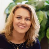 9600+ perfiles de «Inna By»