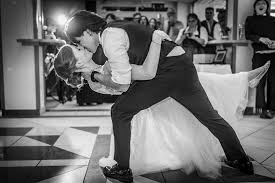 Was macht einen fotograf in stuttgart zu einem fotografen, der professionelle hochzeitsfotos wenn sie eine hochzeit planen, stöbern sie in den portfolios, vergleichen sie preise und finden sie. Hochzeitsfotograf Heilbronn Denis Erhardt