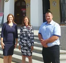 Duro dora vs isis migrant. Duro Dora Mutatta Be A Mi Hazank Mohacsi Polgarmesterjeloltjet Magyar Jelen