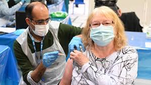 More americans are now being vaccinated and more states are expanding eligibility. Coronavirus Uk Charts Show How Vaccines Are Working