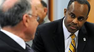 After a Campaign With Racial Overtones, Western Illinois President Is Out