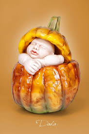 Pumpkin patch pictures pumpkin photos pumpkin hat baby in pumpkin halloween fotografie fall baby photos babys 1st halloween milestone pictures halloween photography. Baby In The Pumpkin Cake By Daniela Segantini Cakesdecor