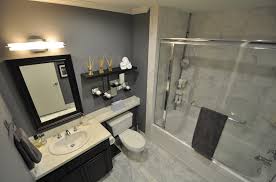 Browse victorian bathroom designs and decorating ideas. 20 Small And Sleek Condo Bathrooms Home Design Lover