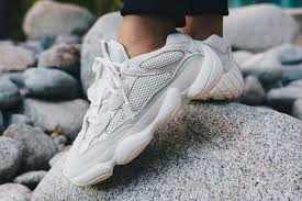 Jetzt bei mybestbrands produkte aus über 100 onlineshops entdecken. Adidas Yeezy 500 Bone White Alle Release Infos Snkraddicted