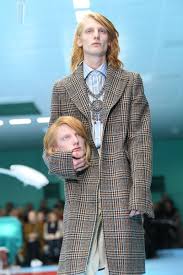 So Models Carried Human Heads At Gucci Fall 2018 Gucci Runway Groovy Clothes Fashion