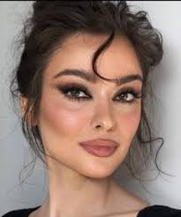 70 Make up ideas in 2025