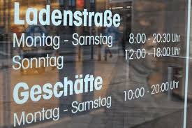 Erkunden sie den kölner dom zu folgenden öffnungszeiten: Offnungszeiten In Deutschland Ankommen App Project German 311