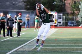 Fossil football falls to Lakewood High School