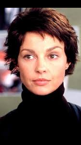 Danielle Benning (danyellebenning)