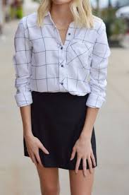 Black A Line Mini Skirt Outfit Black A Line Mini Skirt Outfit For Fall Falloutfit Stapleoutfit Preppystyle Black Mini Skirt Outfit A Line Skirt Outfits Miniskirt Outfits