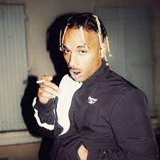 How to use lay low in a sentence. Laylow Digitalova Jey Laylow Posted On Instagram Dec 7 2018 At 7 38pm Utc In 2021 Rapper Photoshoot Artist Aesthetic Hip Hop Rap