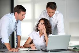 Despre elevii ce pleacă în ro. Numarul Salariatilor Cu Studii Medii Este In Crestere Ce Se Intampla Cu Cei Care Au Studii Superioare