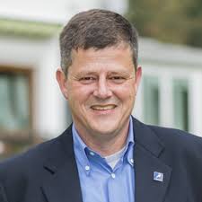 Van der bellens mutter ist gebürtige estin, sein vater ist gebürtiger russe mit niederländischen vorfahren. Florian Van Der Bellen Owner Managing Director Van Der Bellen International Ltd Tbilisi Georgia Xing