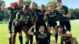 Submitted 2 months ago by ken_fkrupniković. Frederik Trumner Muss Sich Als Jungprofi Bei Hannover 96 Gedulden Fussball Regional