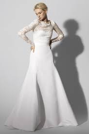 Calling the collection great conversation among the flowers. Bridal Spring 2018 Carolina Herrera Lookbook