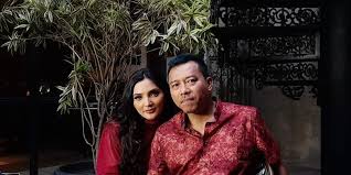 Pada tahun 2021 ini anang hermansyah dan ashanty kembali mengeluarkan single cinta tanpa syarat. Anang Hermansyah Kaget Dengar Berita Hoaks Tentang Ashanty Meninggal