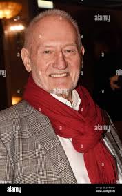 Schauer hi-res stock photography and images