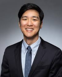 Benjamin Moon's Instagram, Twitter & Facebook